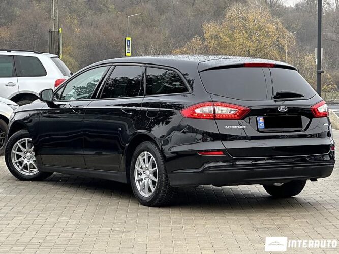 Ford Mondeo 35 interauto-car