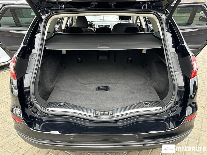 Ford Mondeo 52 interauto-car