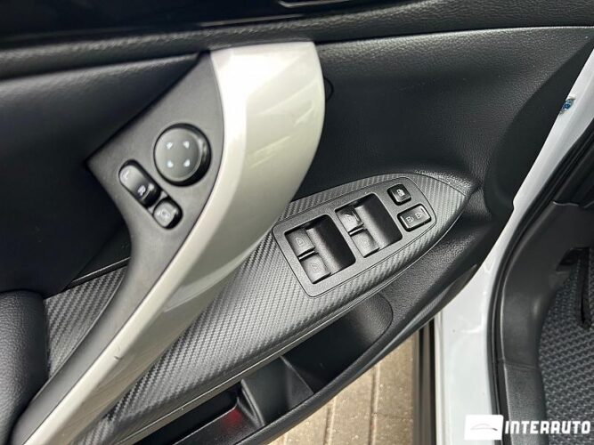 Mitsubishi Eclipse Cross 36 interauto-car