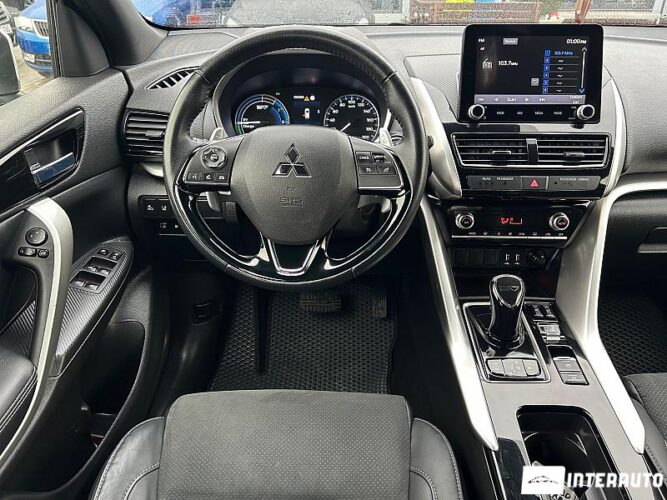 Mitsubishi Eclipse Cross 40 interauto-car