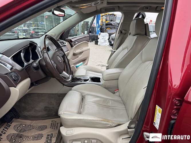 Cadillac SRX 40 interauto-car