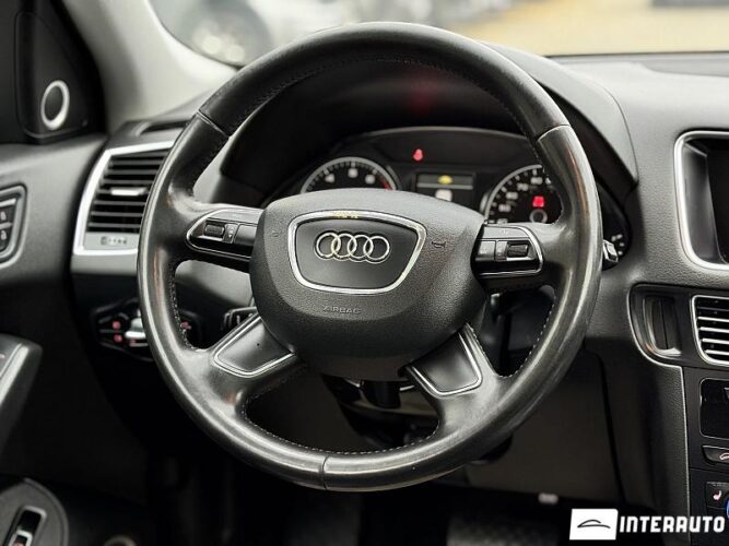 Audi Q5 43 interauto-car