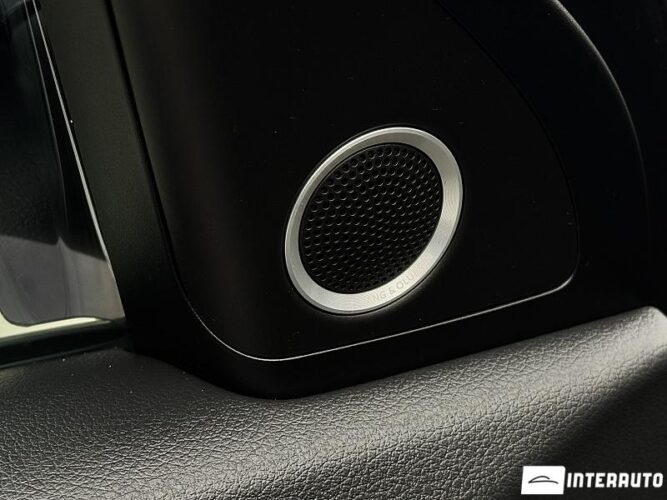 Audi Q5 38 interauto-car