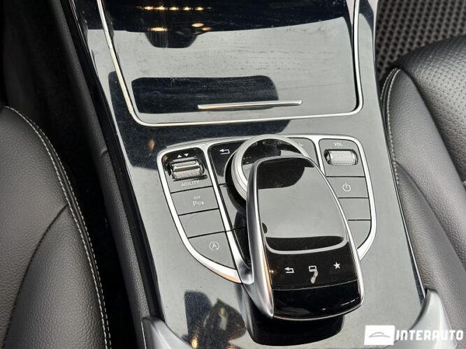 Mercedes C 180 36 interauto-car