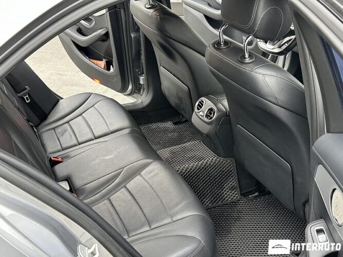 Mercedes C 180 40 interauto-car