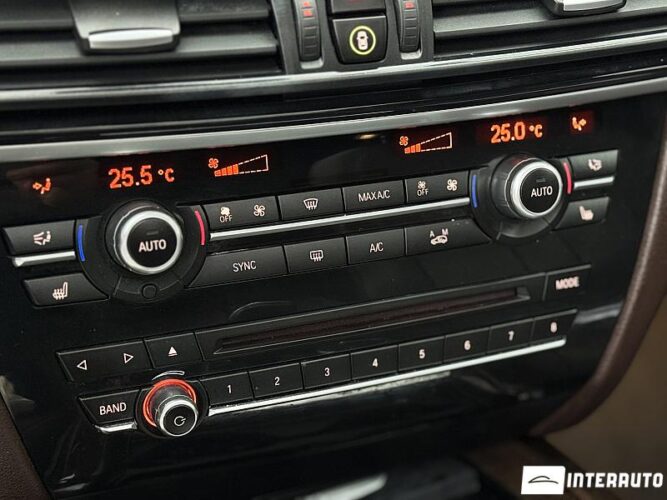 BMW X5 4.0e 45 interauto-car