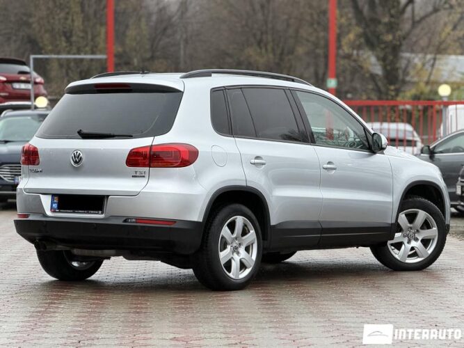 Volkswagen Tiguan 32 interauto-car