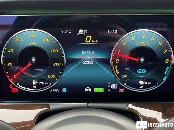 Mercedes E 300e 38 interauto-car