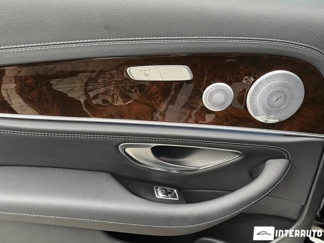 Mercedes E 300e 45 interauto-car