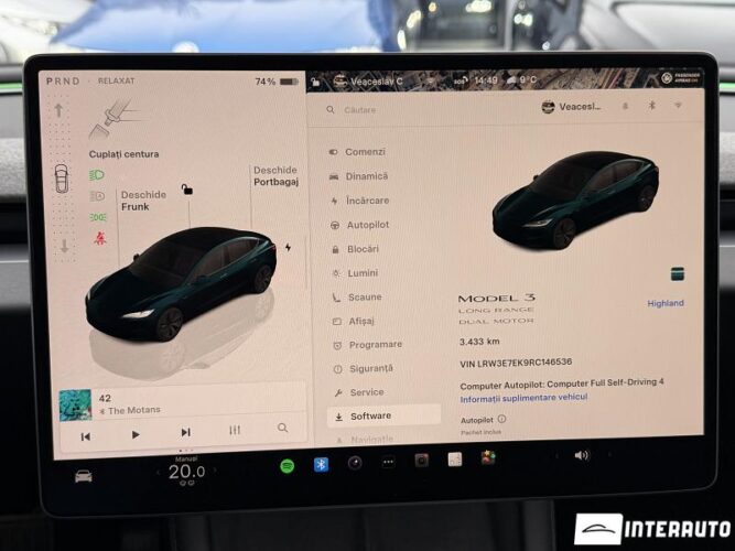 Tesla Model 3 37 interauto-car