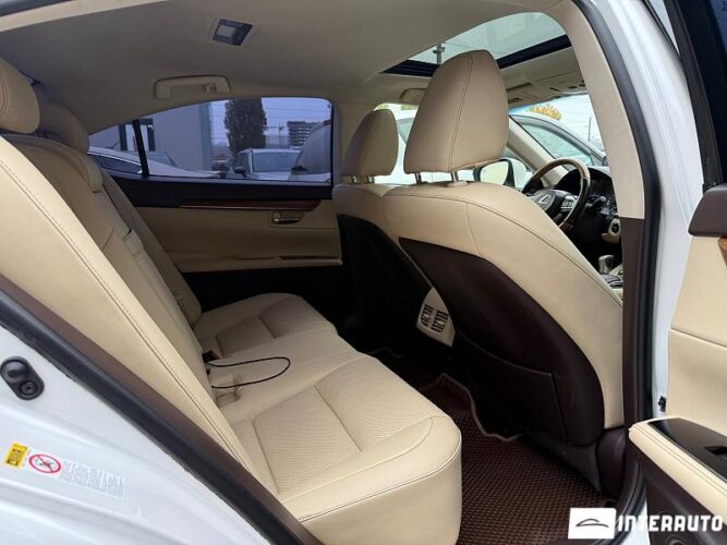 Lexus ES 300h 47 interauto-car