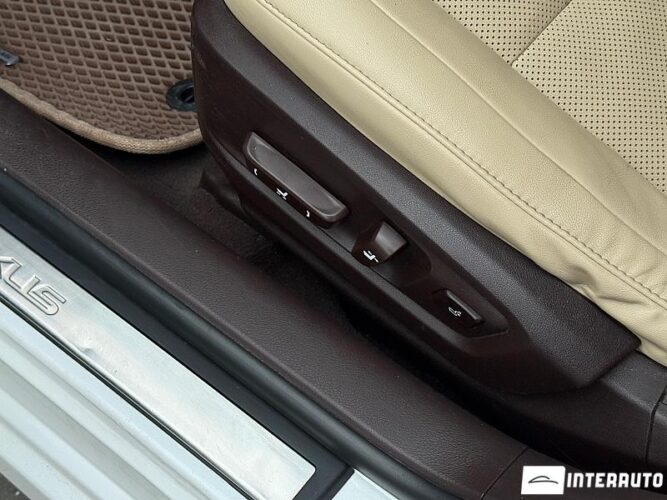 Lexus ES 300h 38 interauto-car