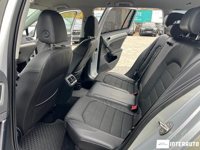 Volkswagen Golf 43 interauto-car