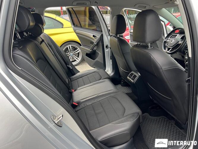 Volkswagen Golf 44 interauto-car