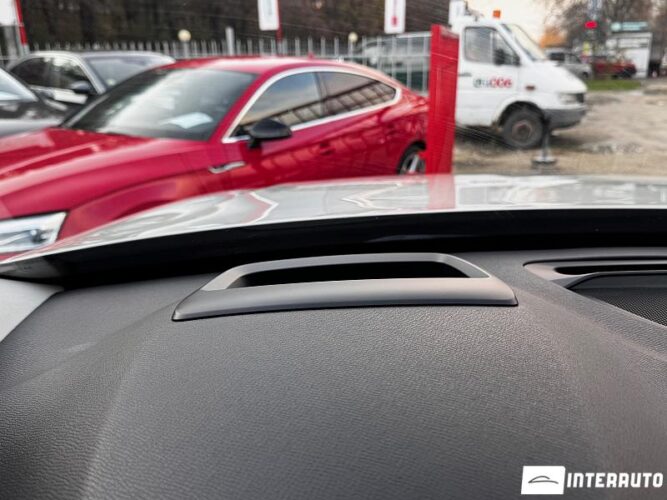 Volvo XC 90 46 interauto-car