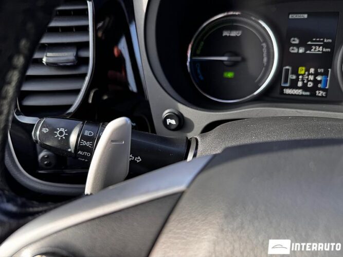 Mitsubishi Outlander 46 interauto-car