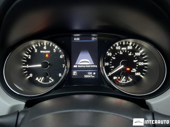 Nissan Rogue 42 interauto-car