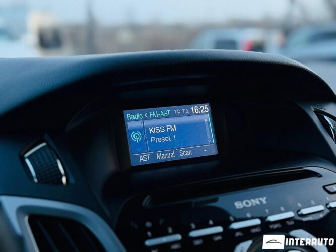 Ford Focus 36 interauto-car