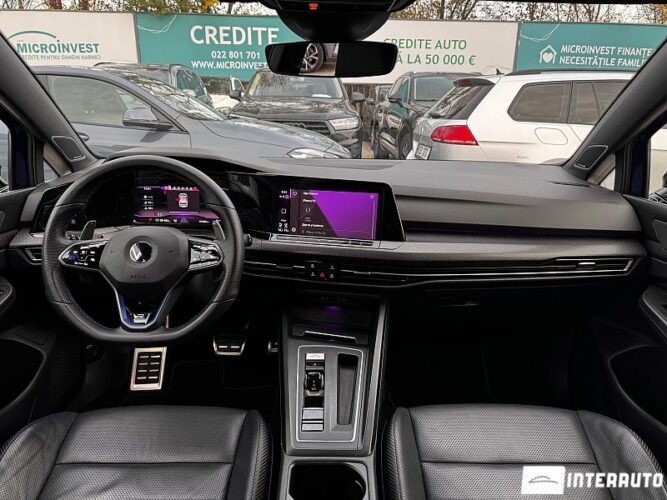 Volkswagen Golf R 44 interauto-car