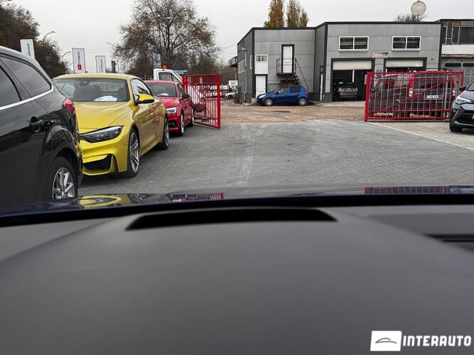 Volkswagen Golf R 47 interauto-car