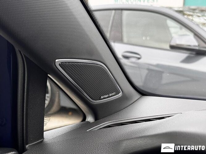 Volkswagen Golf R 52 interauto-car