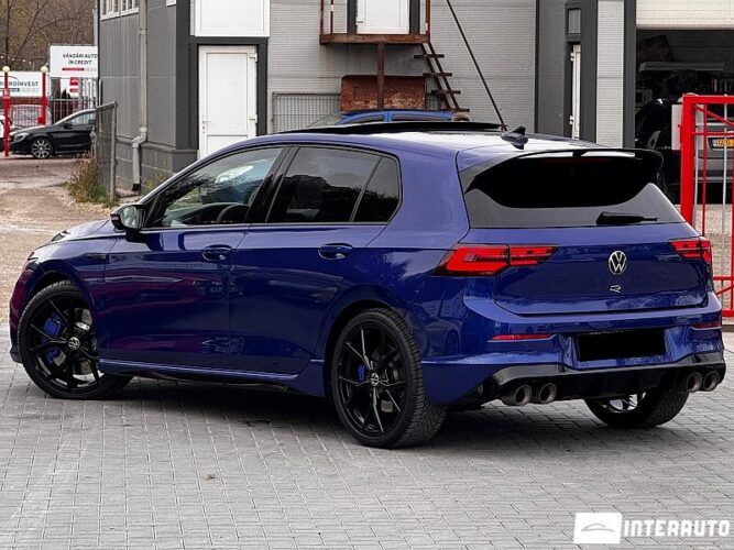 Volkswagen Golf R 38 interauto-car