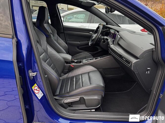 Volkswagen Golf R 40 interauto-car