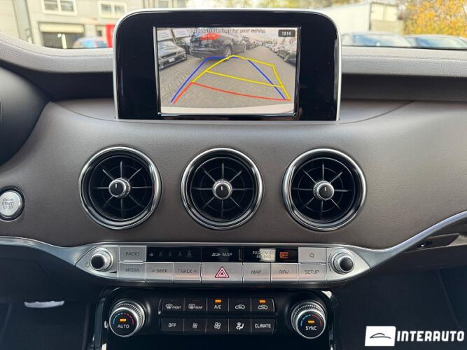 Kia Stinger 39 interauto-car