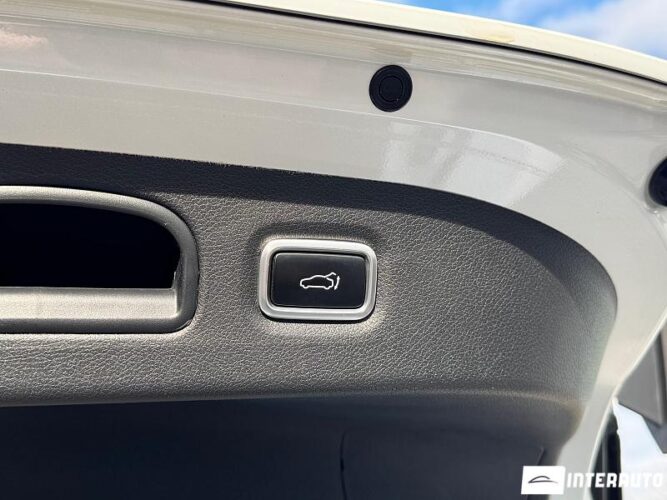 Kia Stinger 45 interauto-car