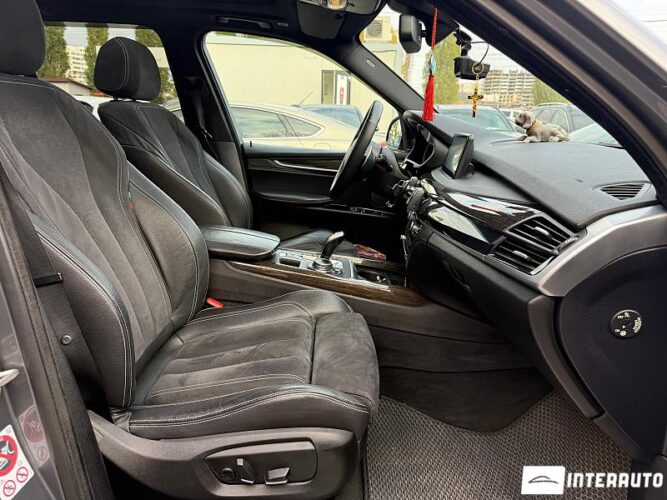BMW X5 4.0D 46 interauto-car