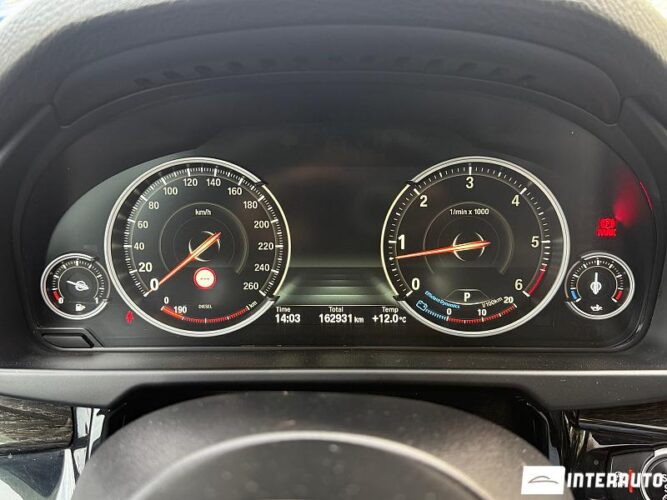 BMW X5 4.0D 42 interauto-car