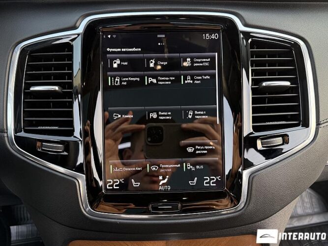 Volvo XC 90 49 interauto-car