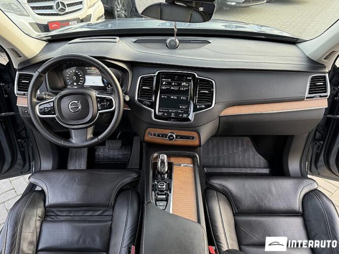 Volvo XC 90 44 interauto-car