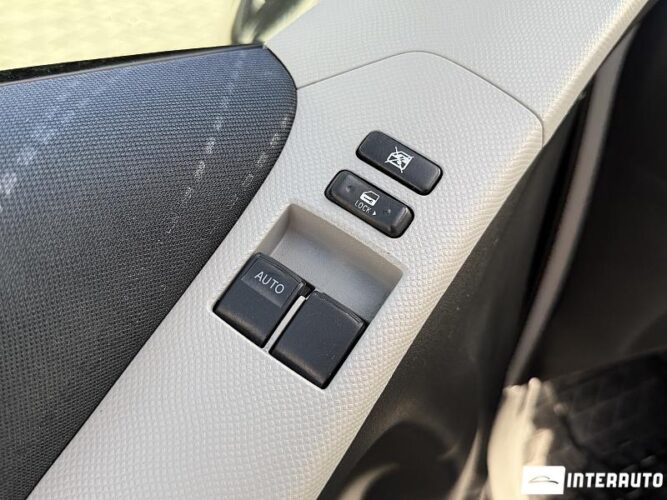 Toyota Yaris 39 interauto-car