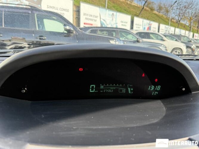 Toyota Yaris 34 interauto-car