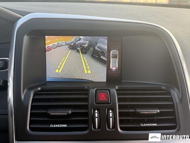 Volvo XC 60 41 interauto-car