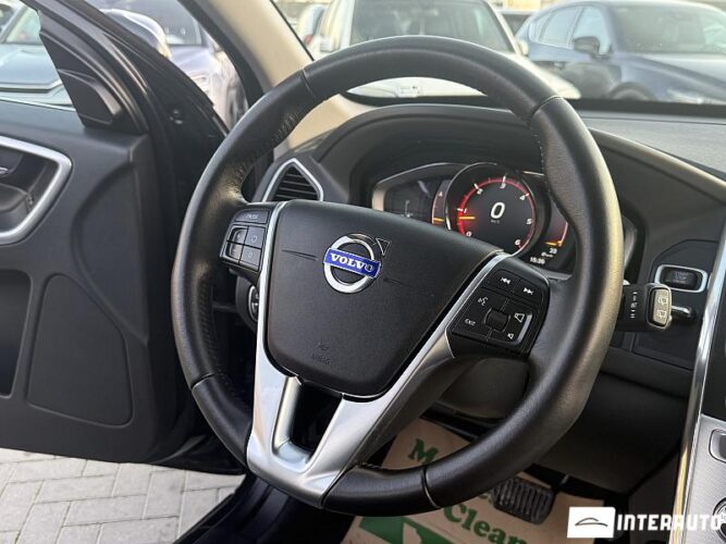 Volvo XC 60 38 interauto-car