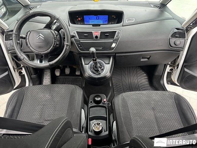 Citroen C4 Picasso 32 interauto-car