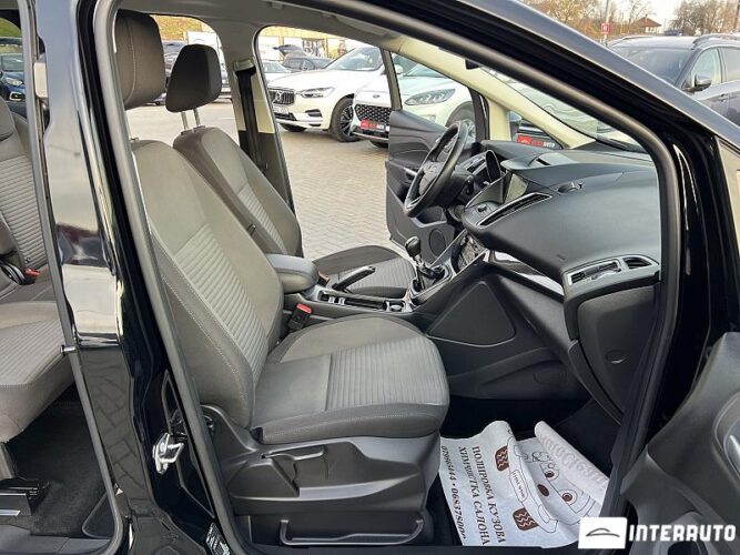 Ford Grand C-MAX 44 interauto-car