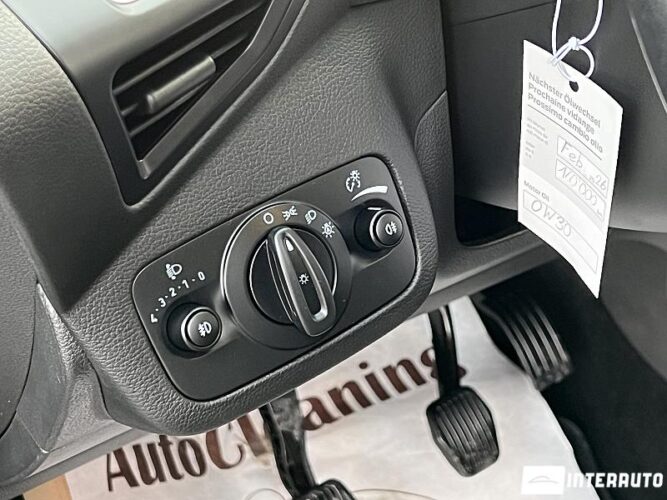 Ford Grand C-MAX 48 interauto-car