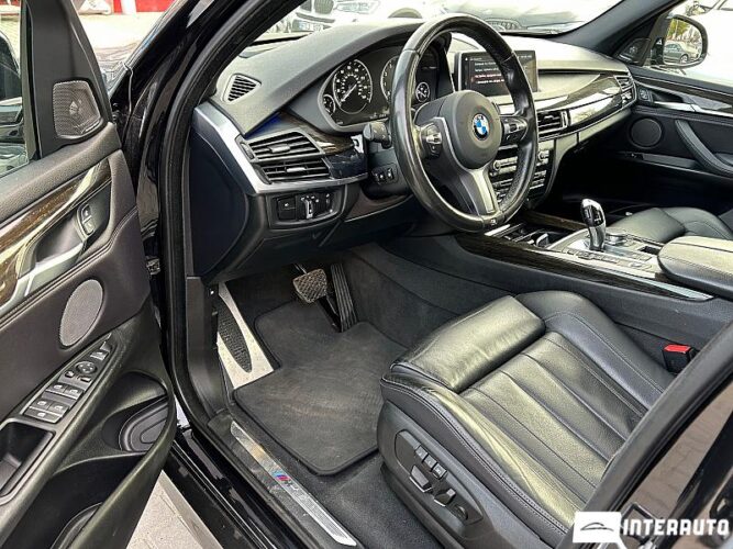 BMW X5 4.0e 40 interauto-car
