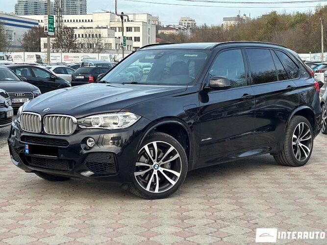 BMW X5 4.0e 35 interauto-car