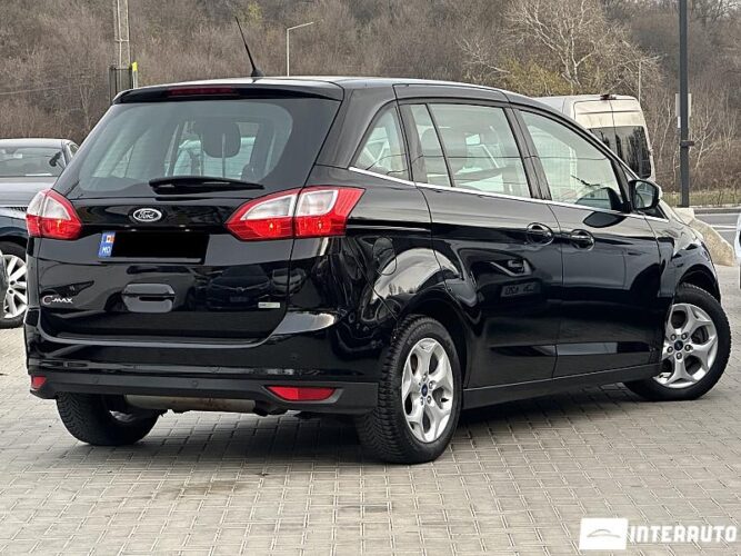 Ford Grand C-MAX 32 interauto-car