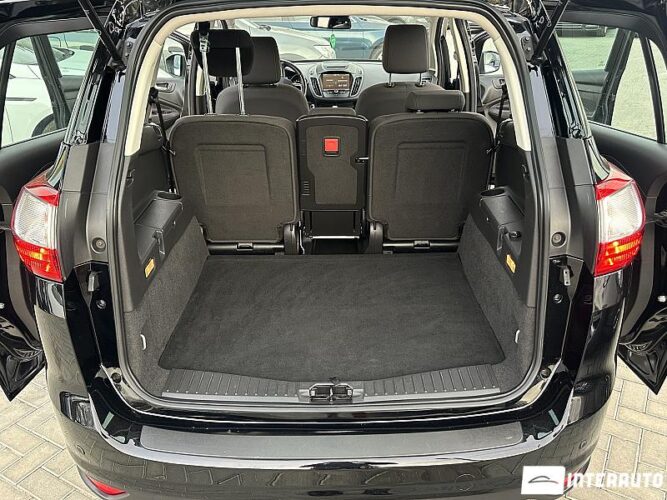 Ford Grand C-MAX 48 interauto-car