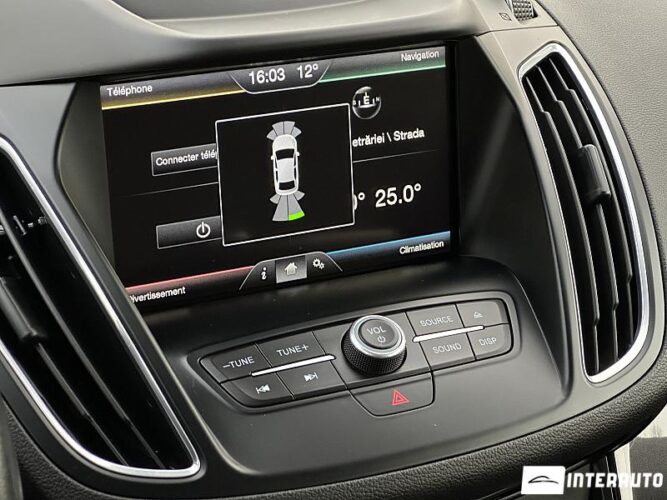 Ford Grand C-MAX 39 interauto-car