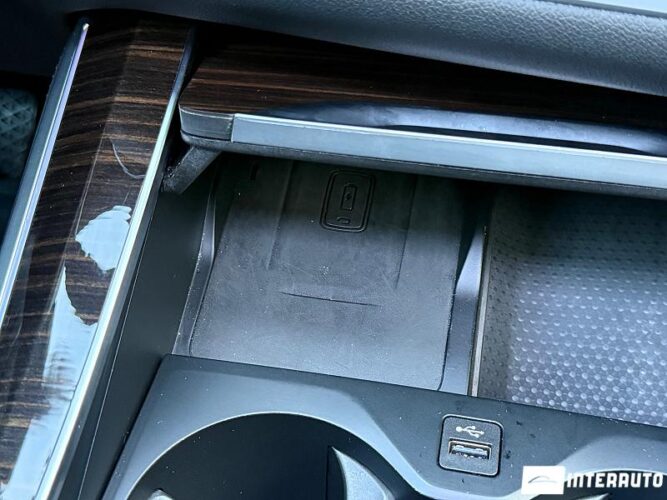 BMW X5 4.0i 55 interauto-car