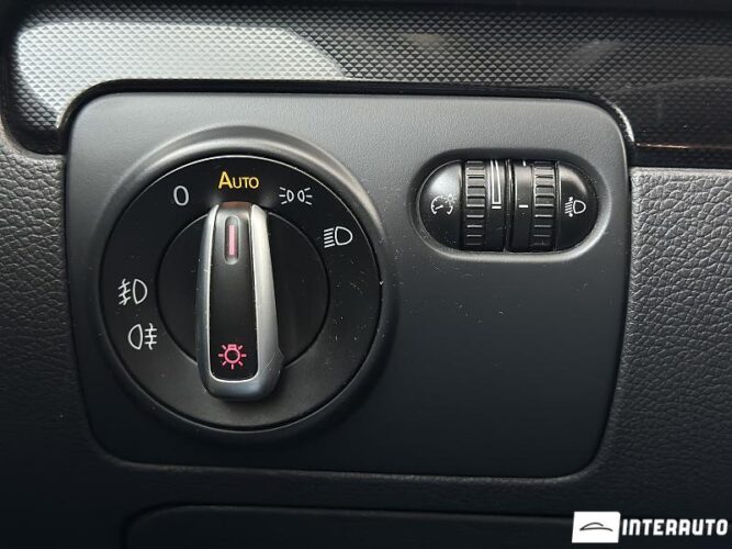 Volkswagen Golf 34 interauto-car