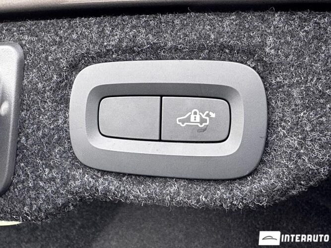 Volvo S 60 56 interauto-car