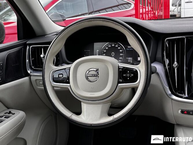 Volvo S 60 43 interauto-car