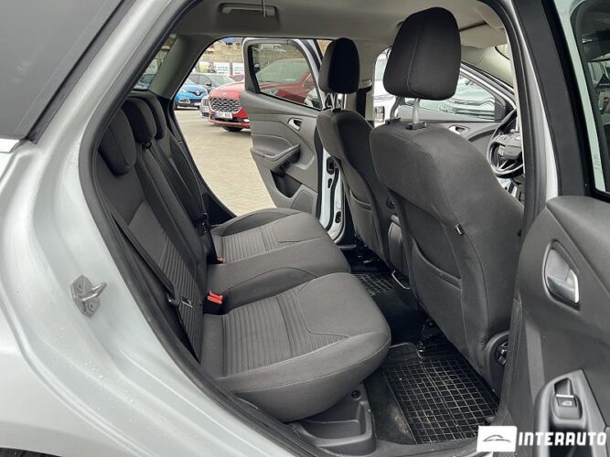 Ford Focus 44 interauto-car